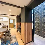 Urbanflat 86 - Charming 2 Bedrooms In Center Of Lejlighed