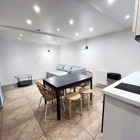 Apartamento Urbanflat 86 - Charming 2 Bedrooms In Center Of Paris