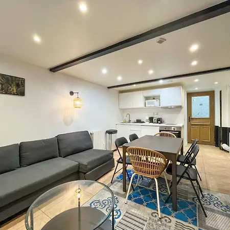 Urbanflat 86 - Charming 2 Bedrooms In Center Of
