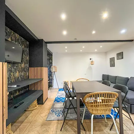 Urbanflat 86 - Charming 2 Bedrooms In Center Of 아파트